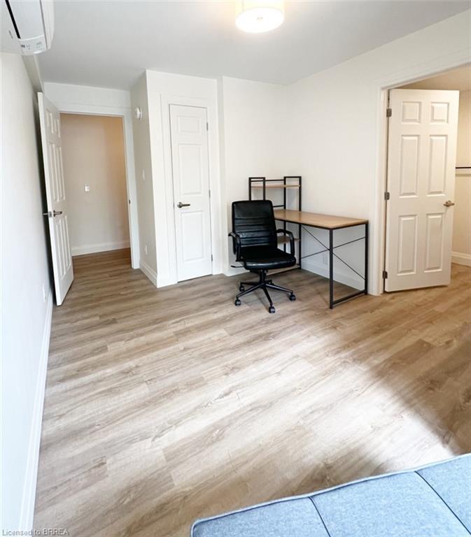 19-B Creeden Street, Paris, ON - Indoor