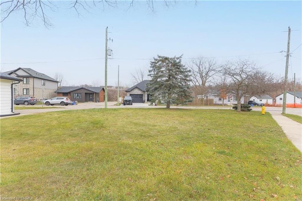 19-B Creeden Street, Paris, ON - Outdoor