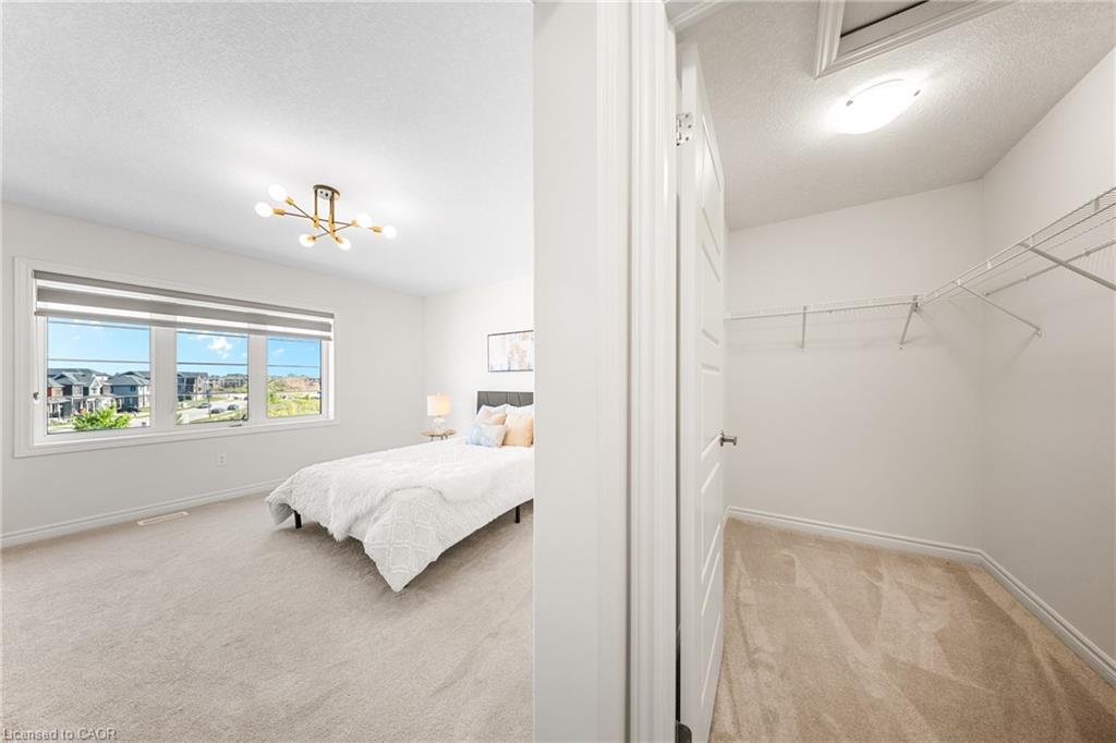 1 Bee Crescent, Brantford, ON - Indoor Photo Showing Bedroom