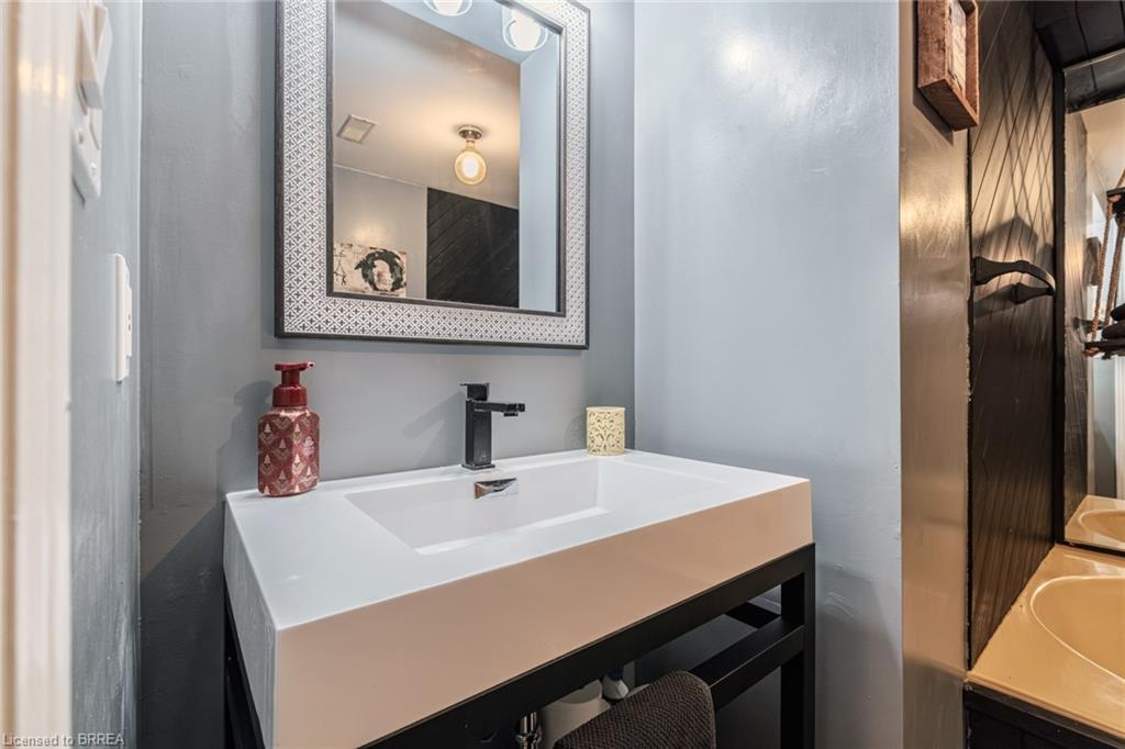 57 Thompson Drive, Port Dover, ON - Indoor Photo Showing Bathroom