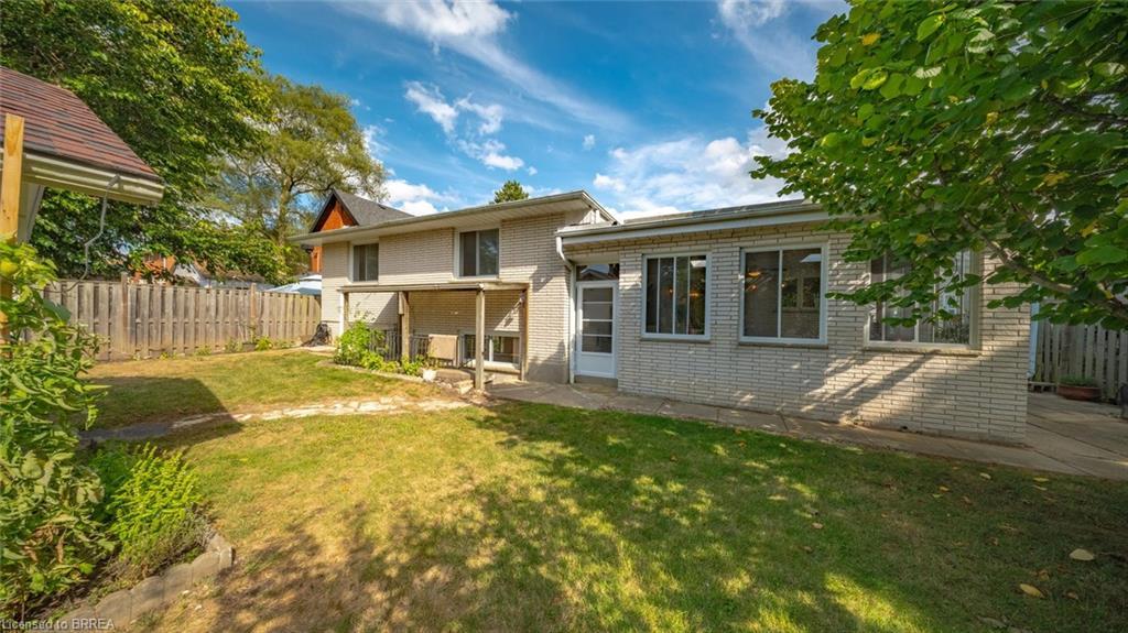 90 North Park Street, Brantford, ON - Outdoor