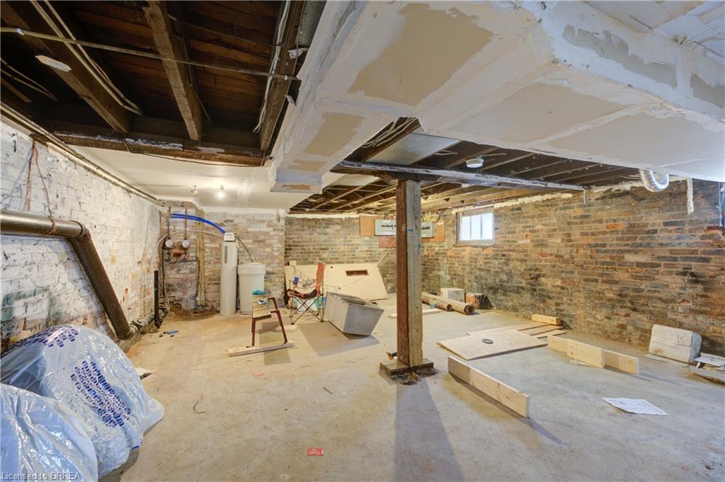174-176 Darling Street, Brantford, ON - Indoor Photo Showing Basement