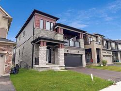 14 Brewis Street Paris, ON N3L 3E3