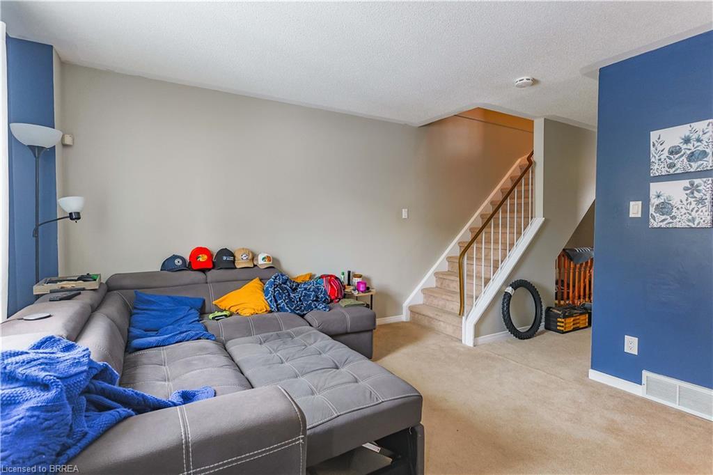 31-1115 Nellis Street, Woodstock, ON - Indoor