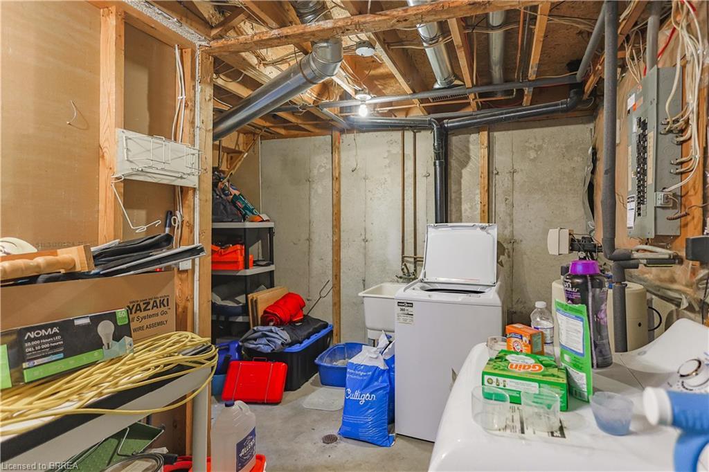 31-1115 Nellis Street, Woodstock, ON - Indoor Photo Showing Basement