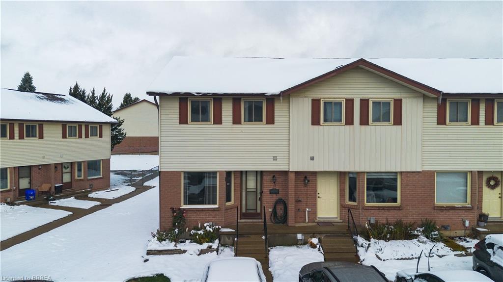 31-1115 Nellis Street, Woodstock, ON - Outdoor