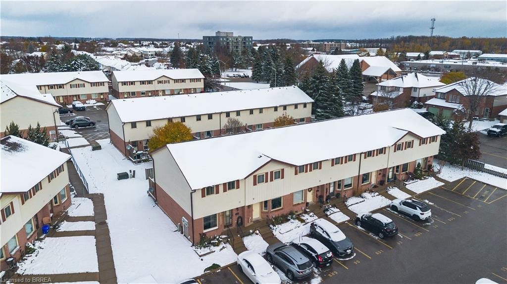 31-1115 Nellis Street, Woodstock, ON - Outdoor With View