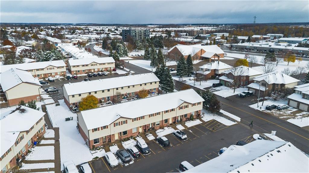 31-1115 Nellis Street, Woodstock, ON - Outdoor With View