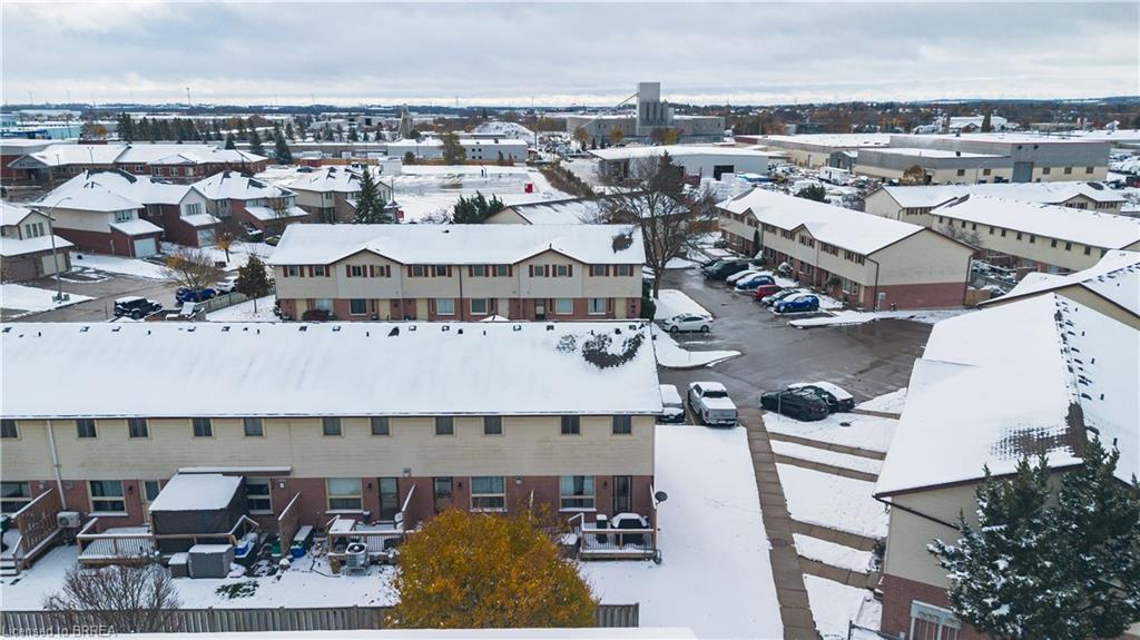 31-1115 Nellis Street, Woodstock, ON - Outdoor With View