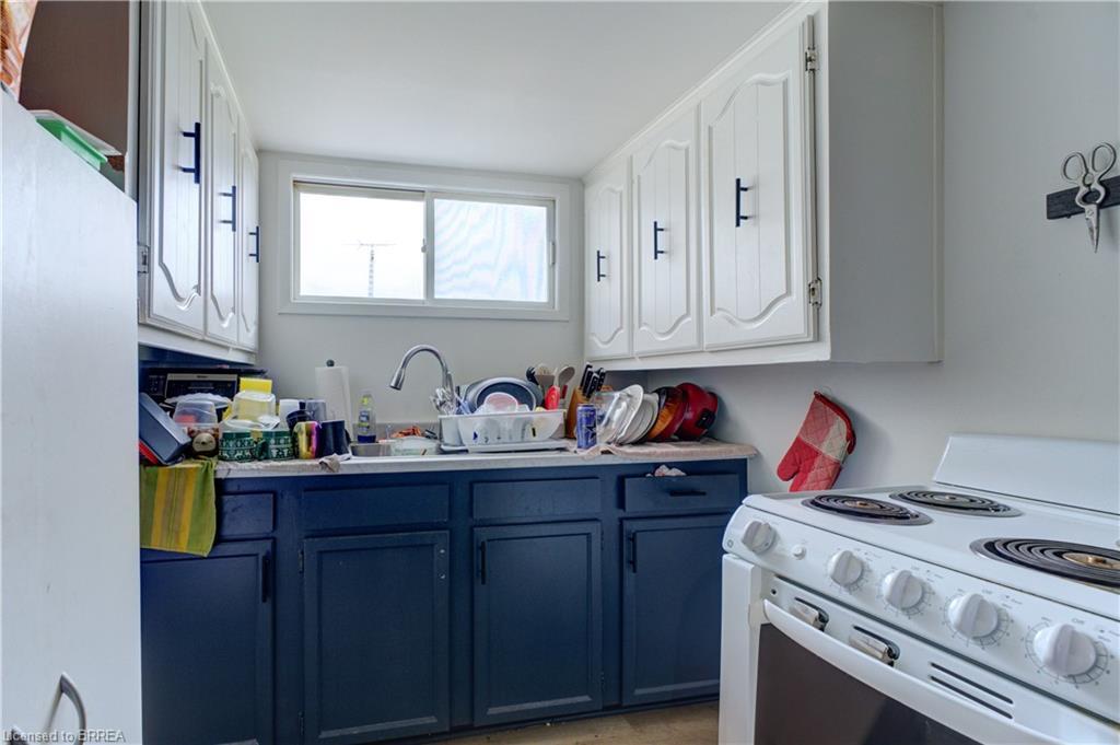 220 Nelson Street, Brantford, ON