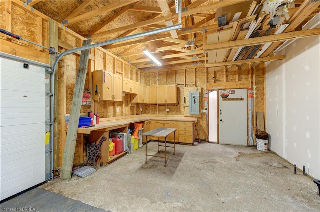220 Nelson Street, Brantford, ON - Indoor Photo Showing Basement
