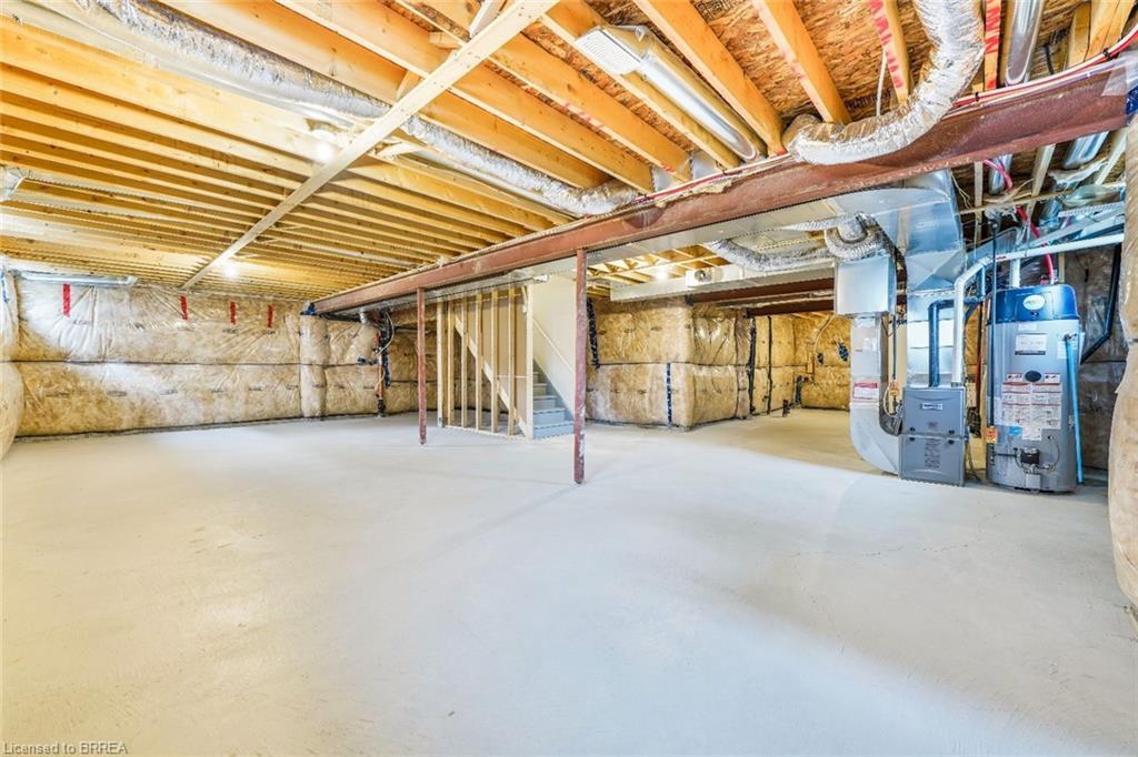 8 Tate Street, Brantford, ON - Indoor Photo Showing Basement