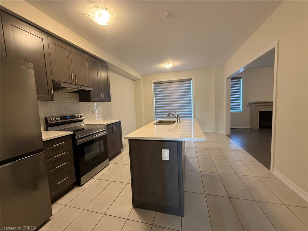 44 Eccleston Street, Brantford, ON - Indoor Photo Showing Kitchen