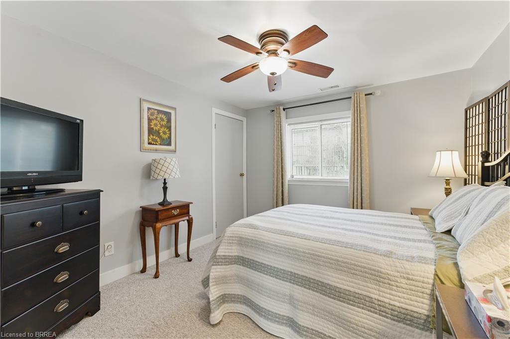 13 King William Street, St. George, ON - Indoor Photo Showing Bedroom