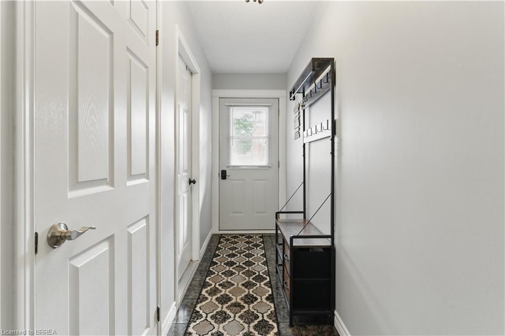 13 King William Street, St. George, ON - Indoor Photo Showing Other Room