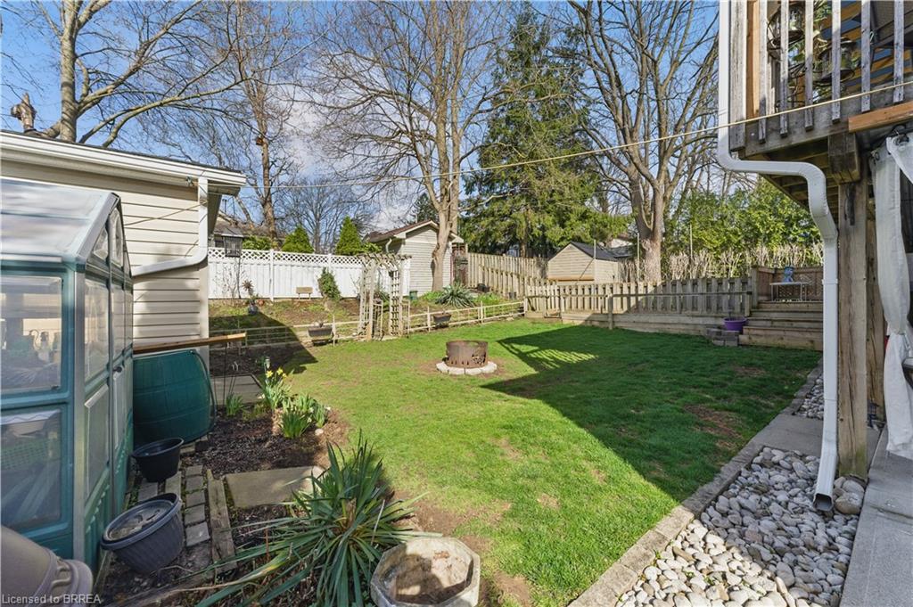 13 King William Street, St. George, ON - Outdoor