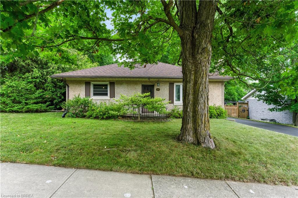 30 Main Street N, St. George, ON - Outdoor