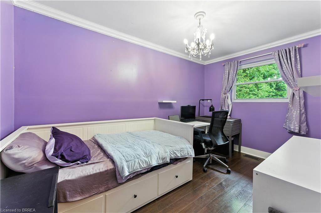 30 Main Street N, St. George, ON - Indoor Photo Showing Bedroom