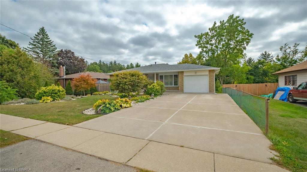 162 Victoria Street, Simcoe, ON - Outdoor