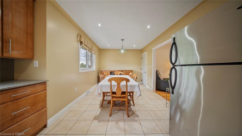 162 Victoria Street, Simcoe, ON - Indoor