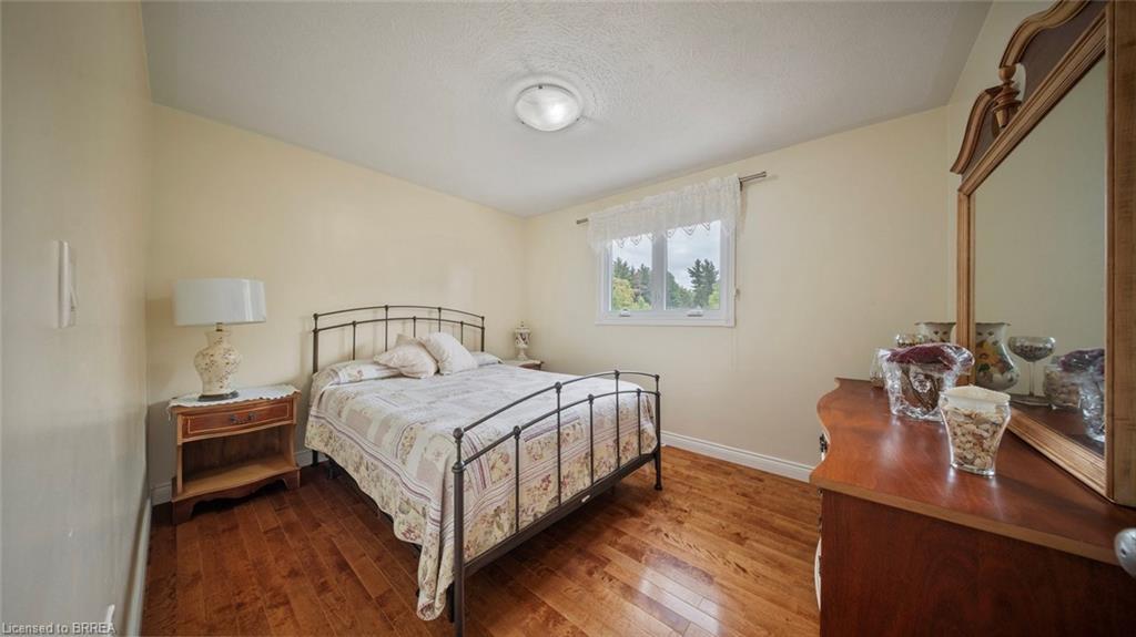162 Victoria Street, Simcoe, ON - Indoor Photo Showing Bedroom