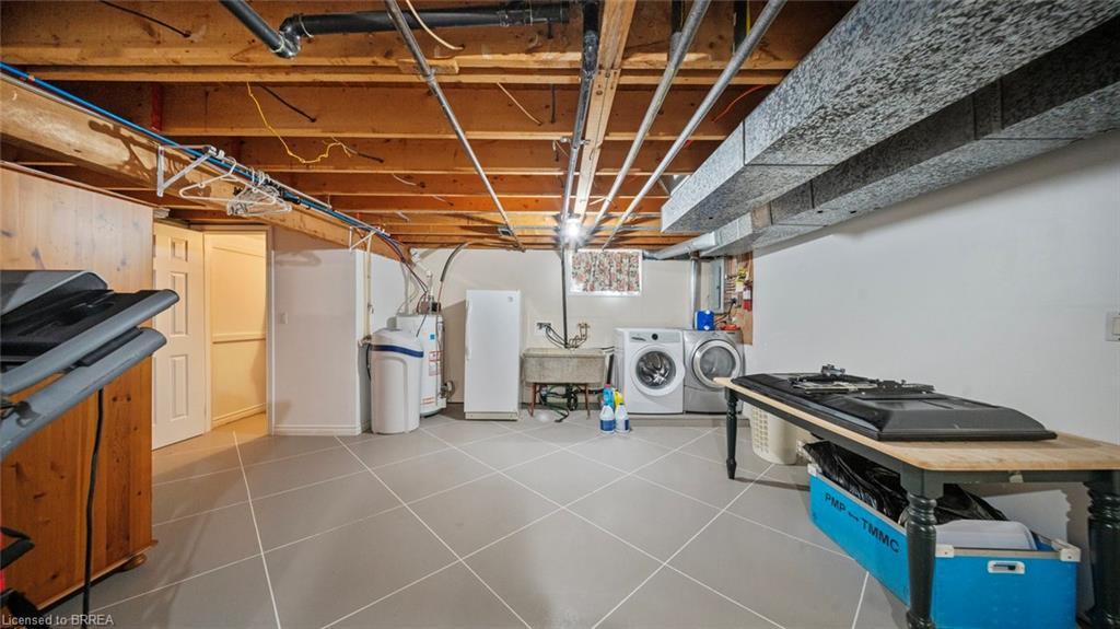 162 Victoria Street, Simcoe, ON - Indoor Photo Showing Basement