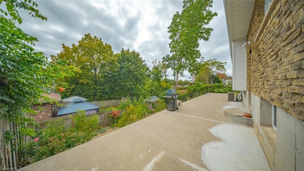 162 Victoria Street, Simcoe, ON - Outdoor