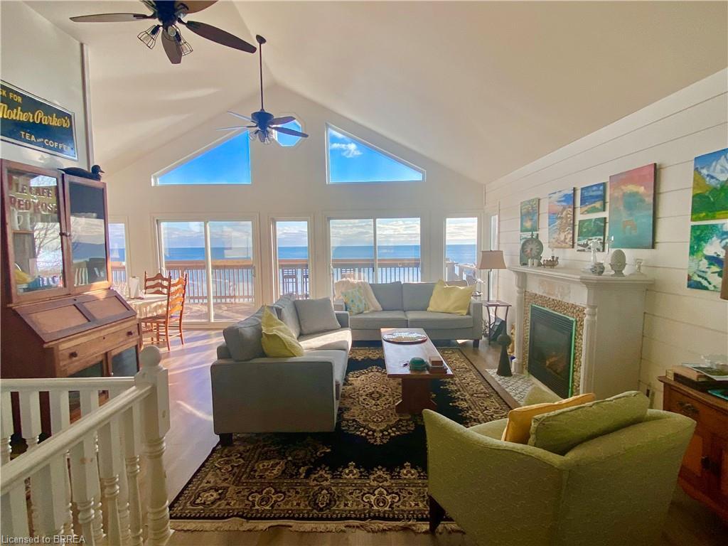 1034 South Coast Drive, Nanticoke, ON - Indoor Photo Showing Living Room With Fireplace