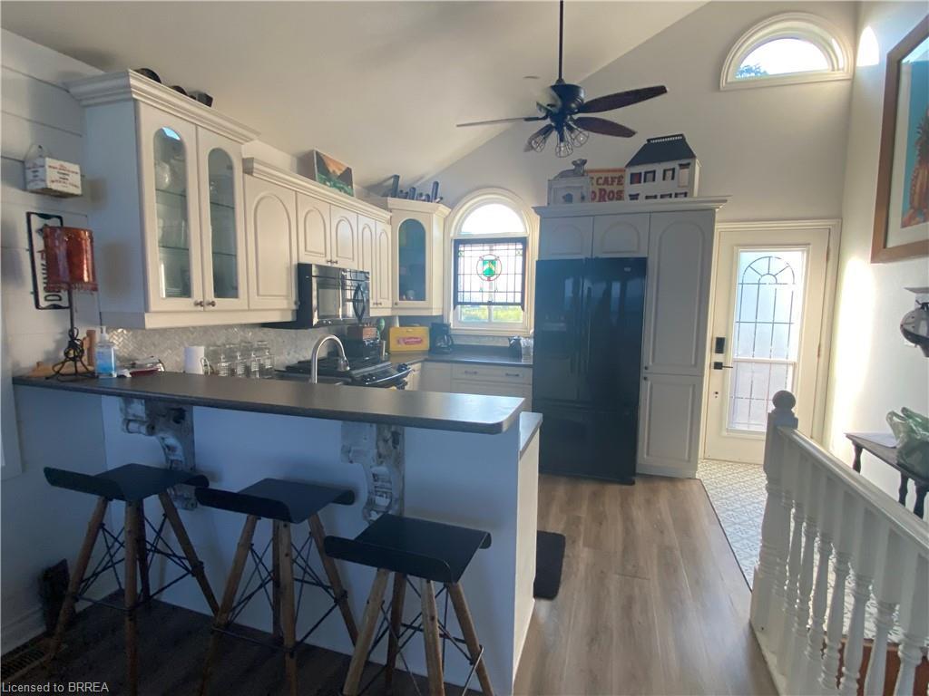 1034 South Coast Drive, Nanticoke, ON - Indoor Photo Showing Kitchen