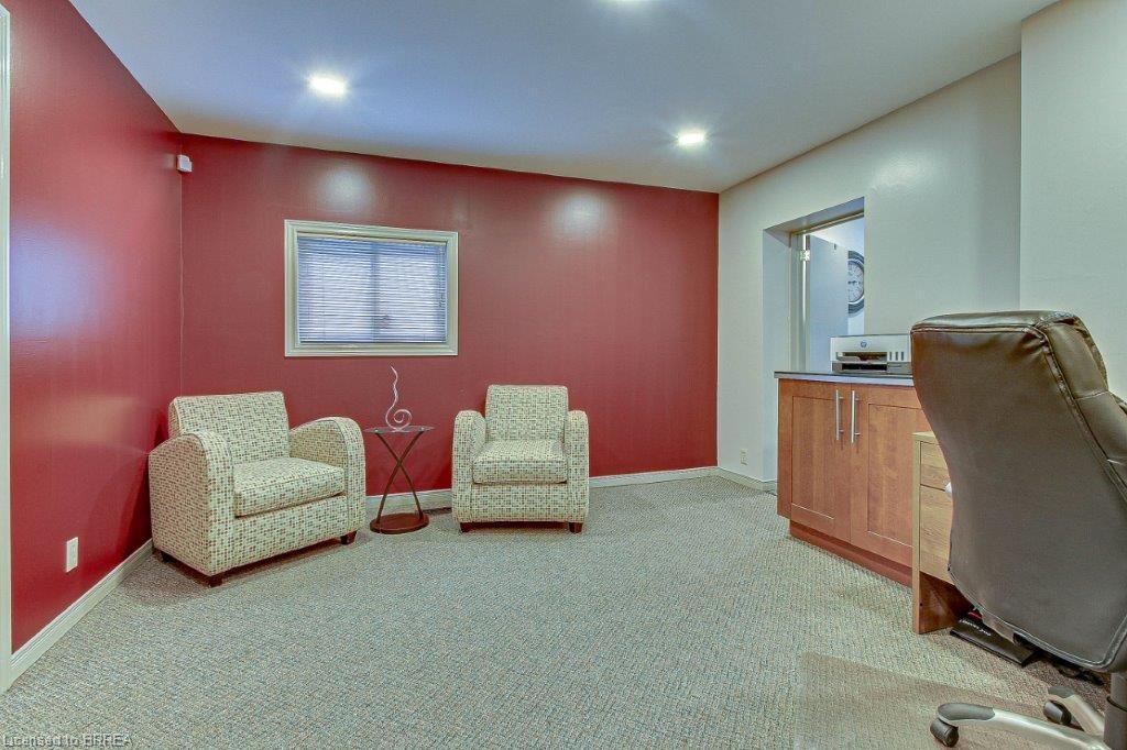 254 Brant Avenue, Brantford, ON