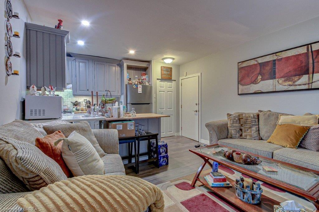 254 Brant Avenue, Brantford, ON