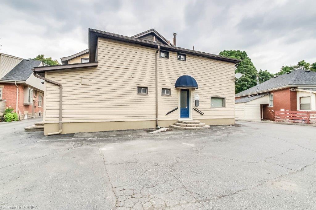 254 Brant Avenue, Brantford, ON