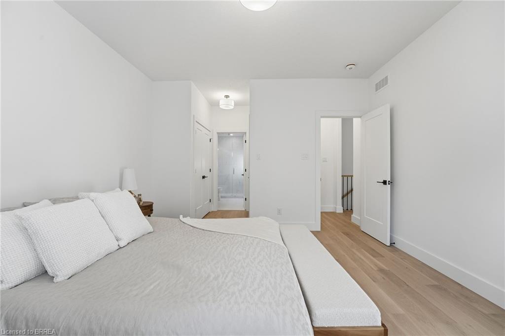 146 Vanrooy Trail, Waterford, ON - Indoor Photo Showing Bedroom