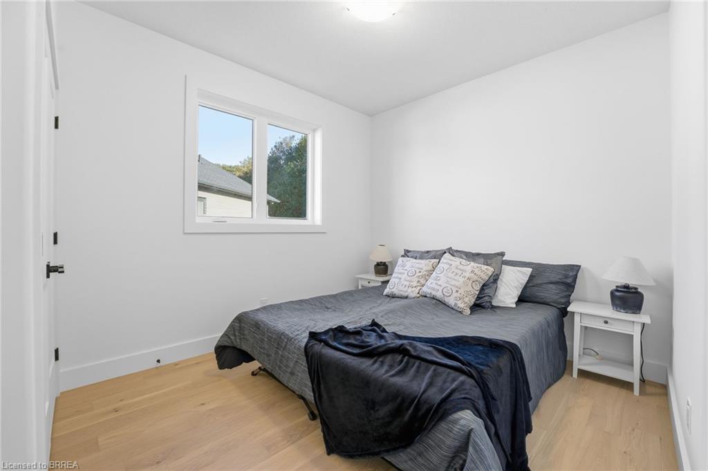 146 Vanrooy Trail, Waterford, ON - Indoor Photo Showing Bedroom