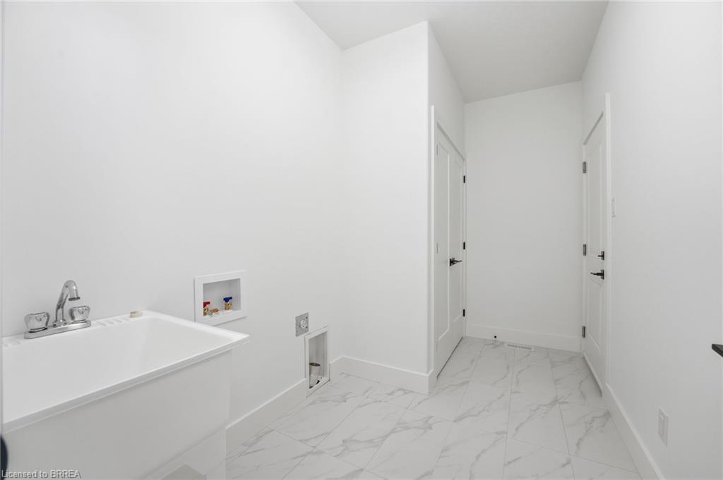 146 Vanrooy Trail, Waterford, ON - Indoor