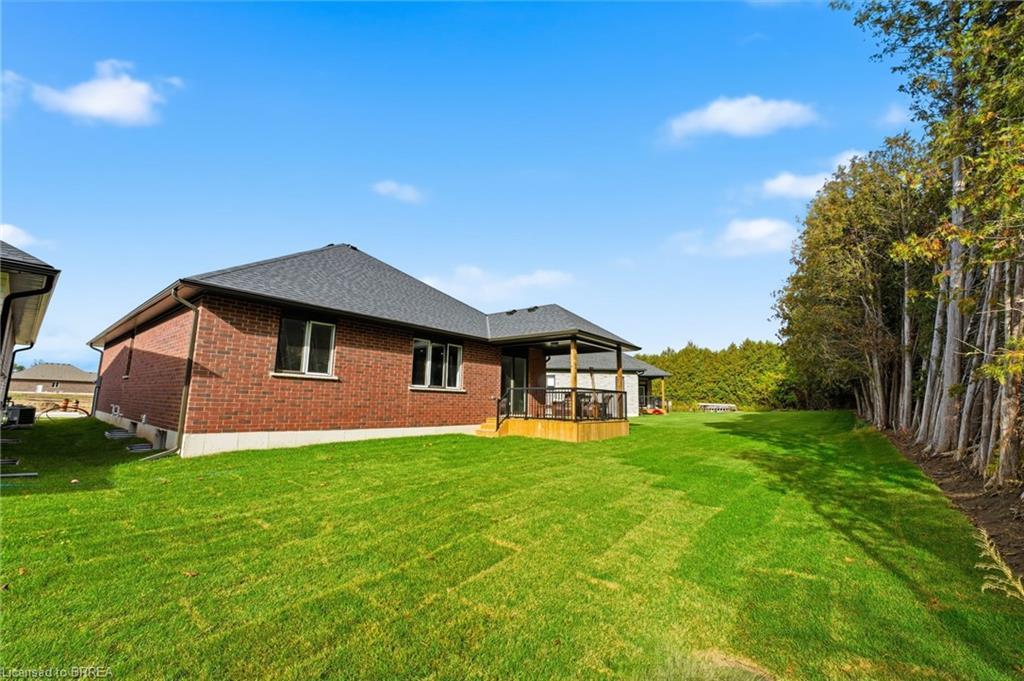 146 Vanrooy Trail, Waterford, ON - Outdoor With Exterior