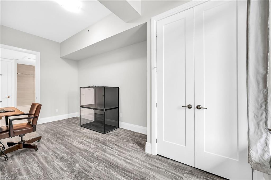 120 B-85 Morrell Street, Brantford, ON - Indoor