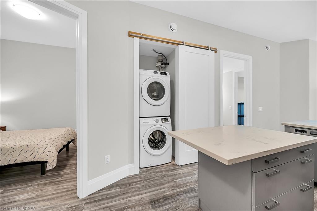 120 B-85 Morrell Street, Brantford, ON - Indoor Photo Showing Laundry Room