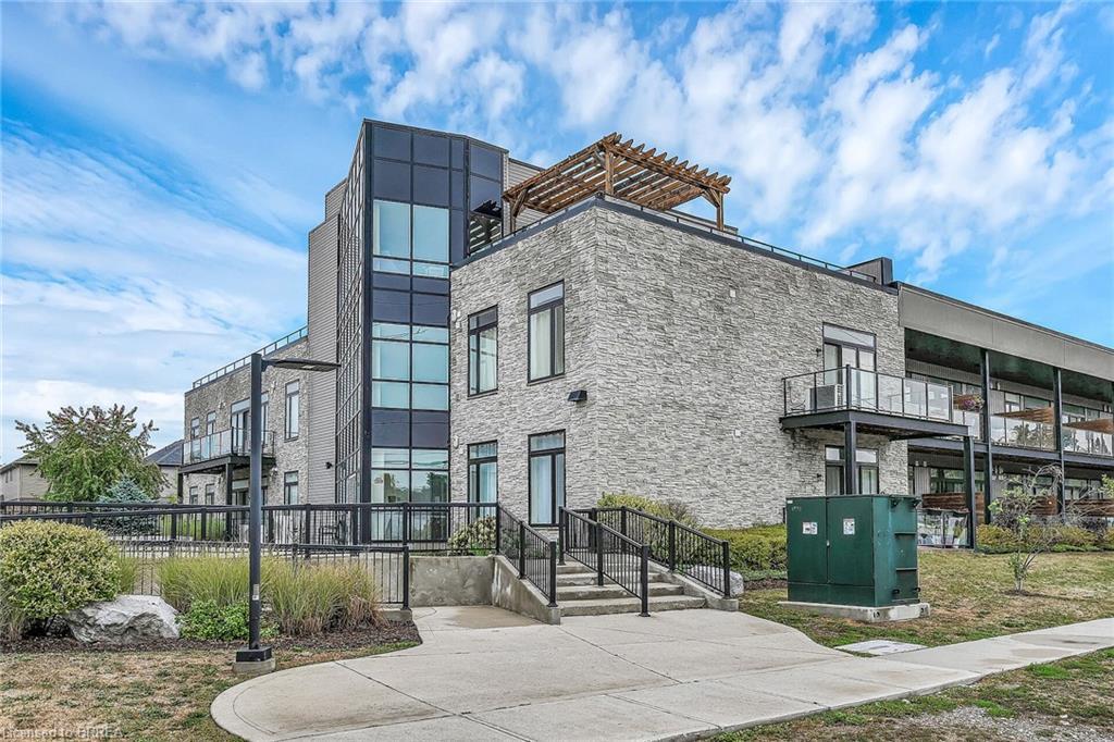 120 B-85 Morrell Street, Brantford, ON - Outdoor