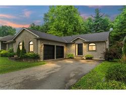 53 Hawtrey Road Delhi, ON N4B 2W5