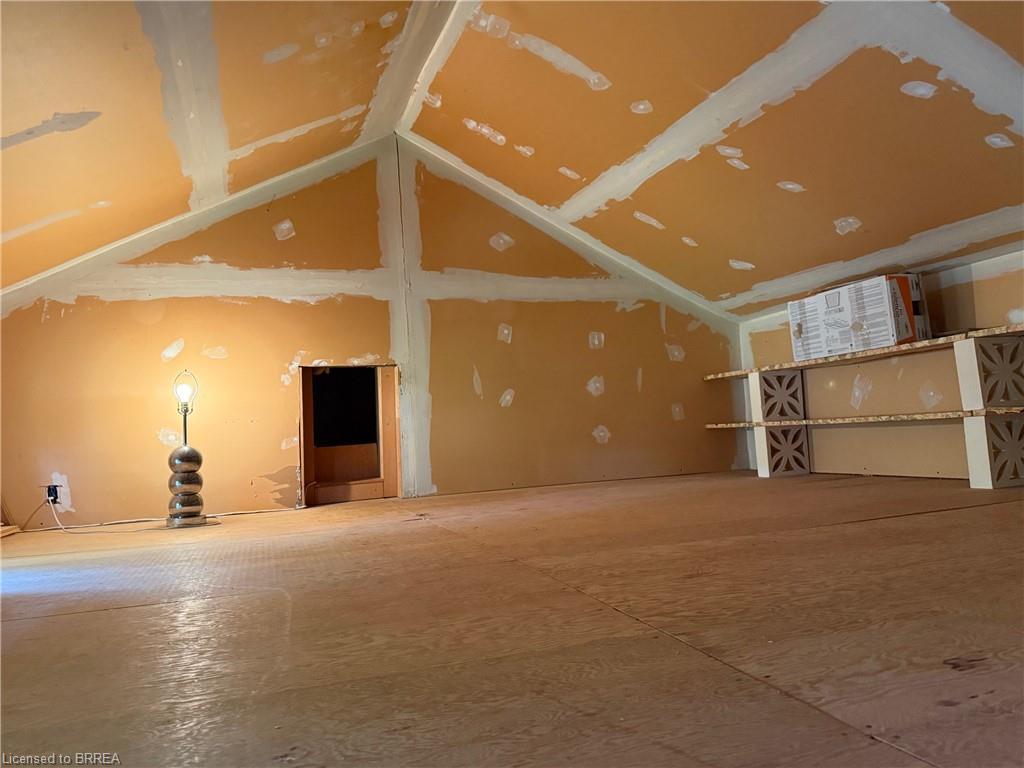 49 West River Street, Paris, ON - Indoor Photo Showing Other Room