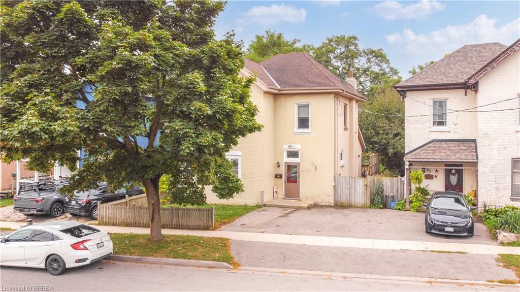 60 Terrace Hill Street, Brantford, ON - Outdoor