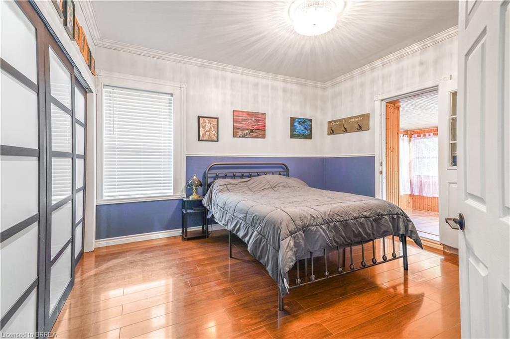 60 Terrace Hill Street, Brantford, ON - Indoor Photo Showing Bedroom