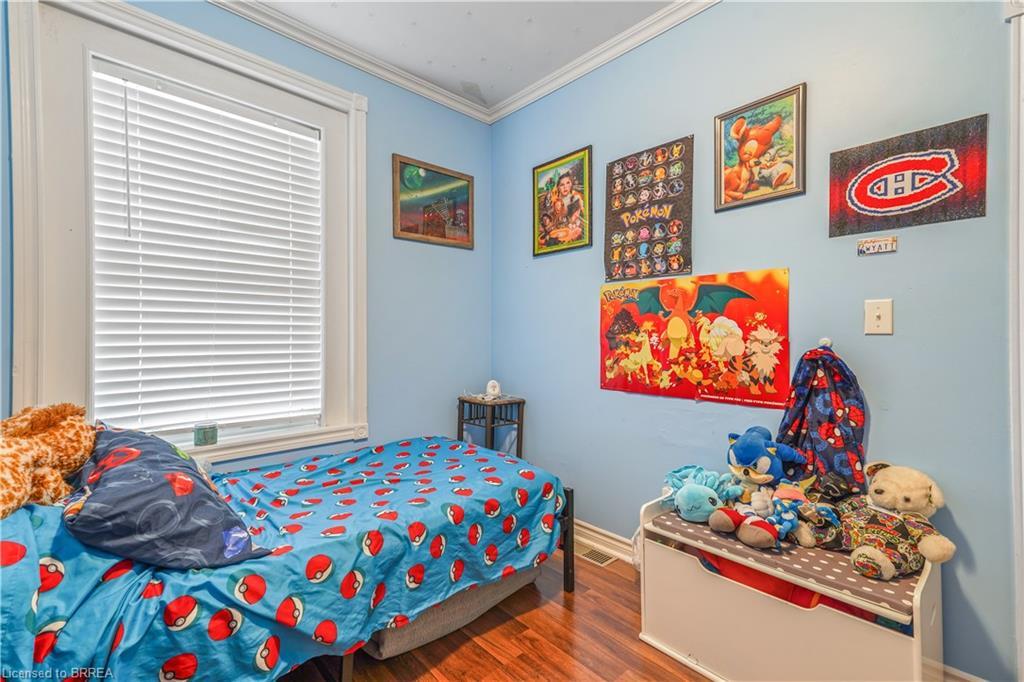 60 Terrace Hill Street, Brantford, ON - Indoor Photo Showing Bedroom