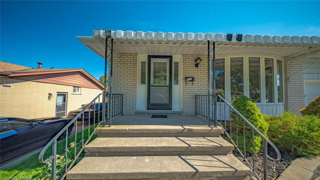 15 Acorn Lane, Brantford, ON - Outdoor With Deck Patio Veranda