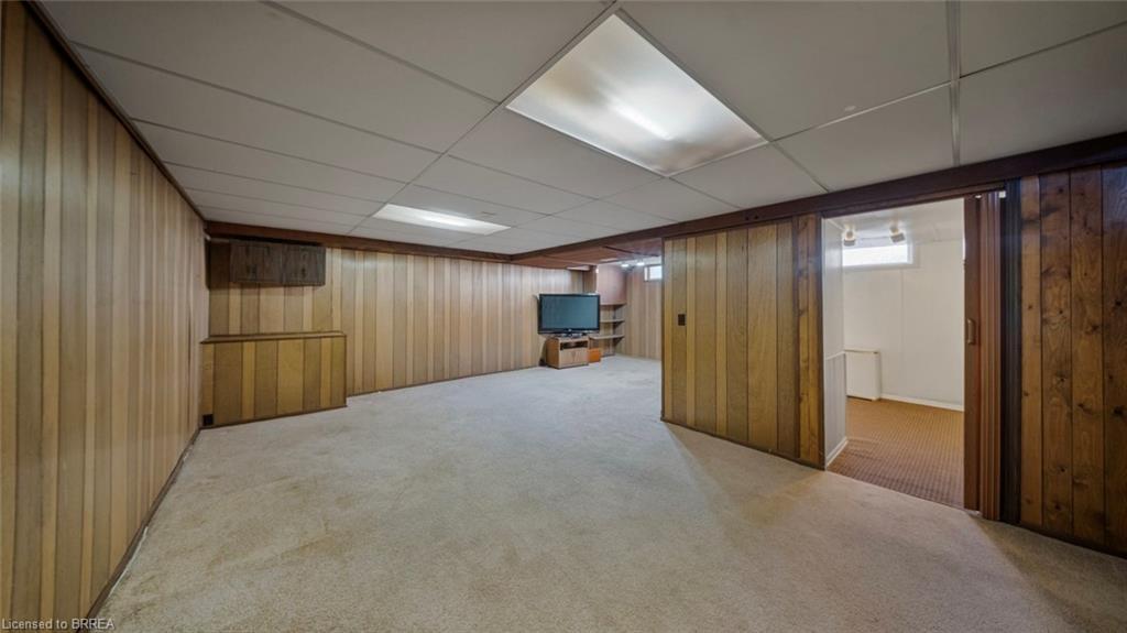 15 Acorn Lane, Brantford, ON - Indoor Photo Showing Basement