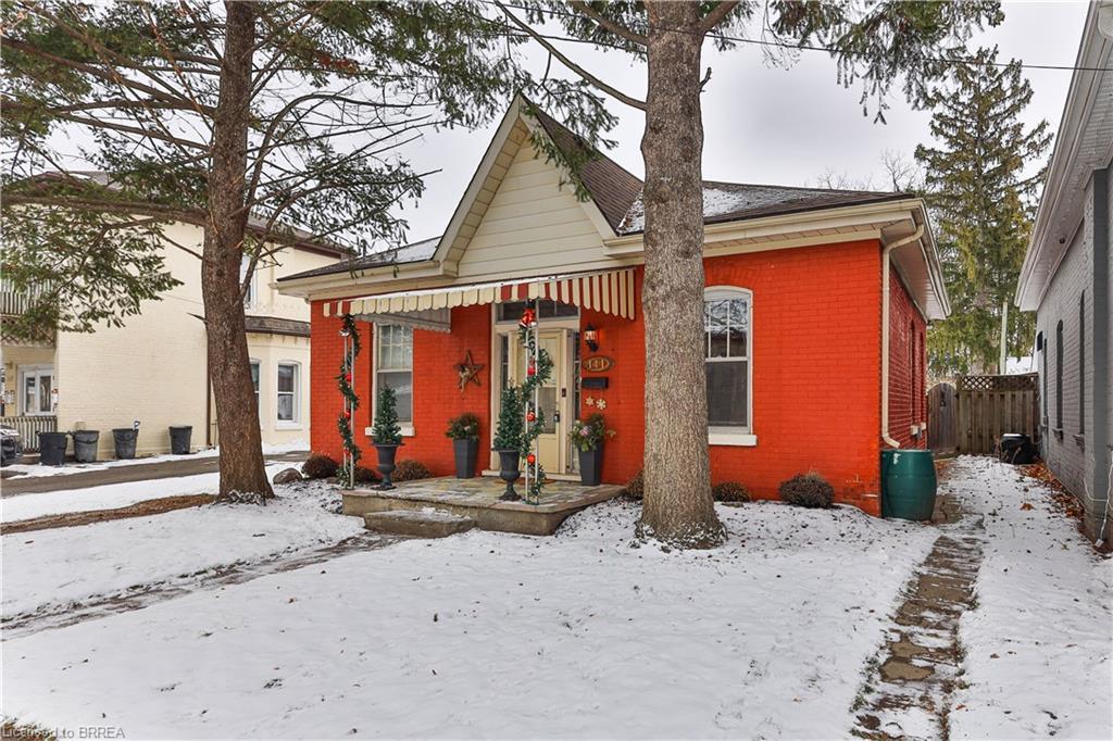 141 Alfred Street, Brantford, ON - Outdoor