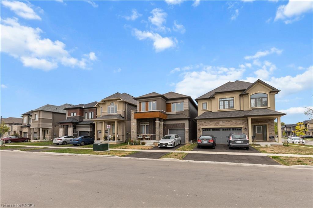 68 Stauffer Road, Brantford, ON - Outdoor With Facade