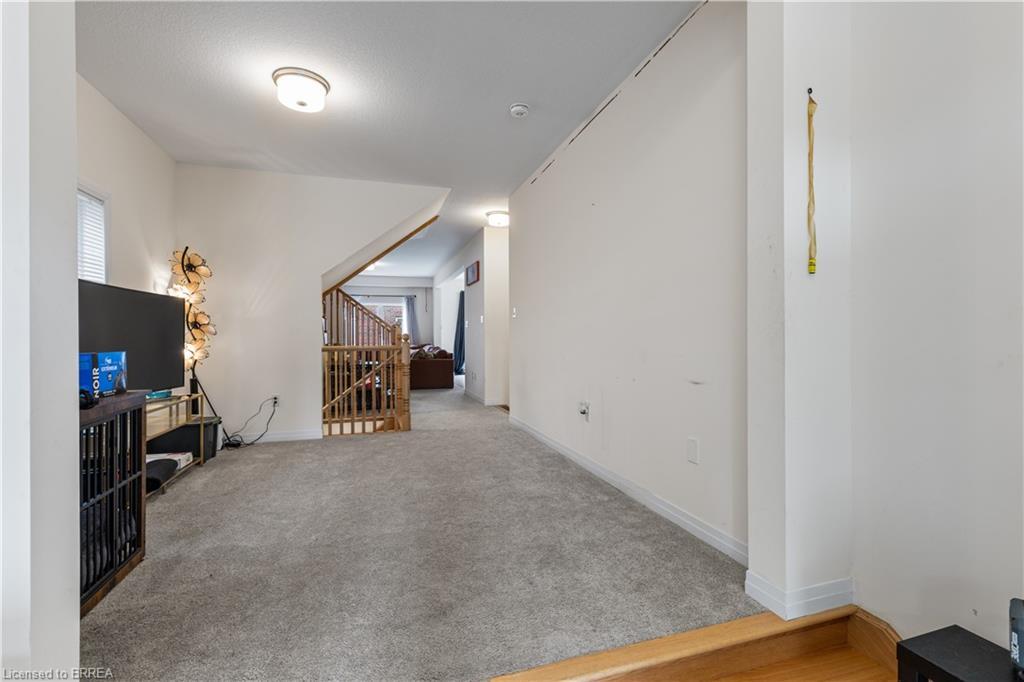 68 Stauffer Road, Brantford, ON - Indoor Photo Showing Other Room