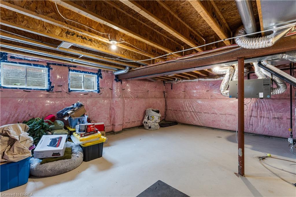 68 Stauffer Road, Brantford, ON - Indoor Photo Showing Basement